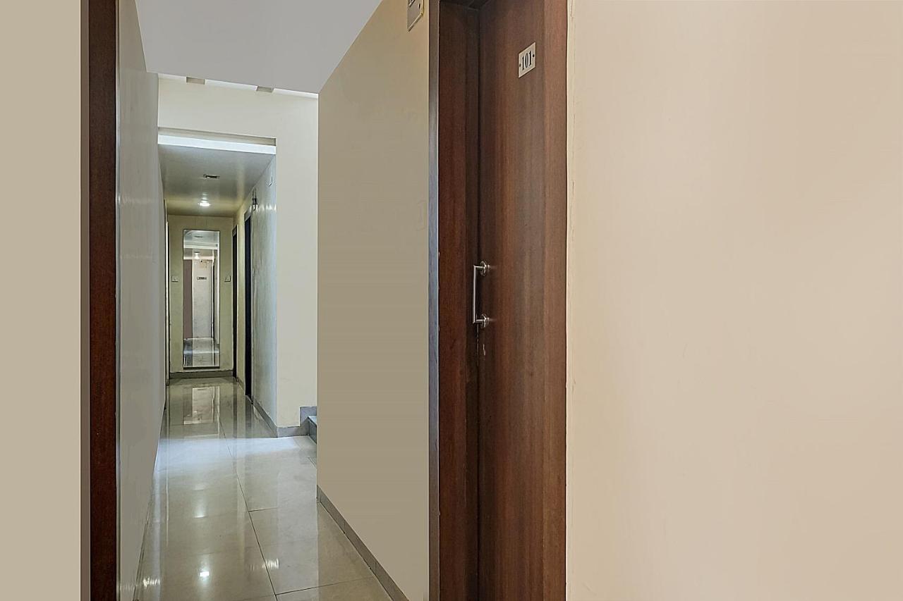 Oyo Flagship 75444 Hotel Kinara Lodging & Boarding Mangvadi エクステリア 写真